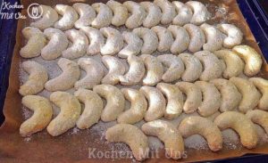 Read more about the article Uromas Vanillekipferl, sehr altes Rezept ohne Eier