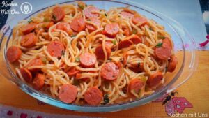 Read more about the article Würstchen Spaghetti schnell zubereitet