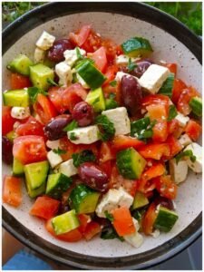 Read more about the article Griechische Salat mit 500 g Tomaten den ich jedes Jahr bereite