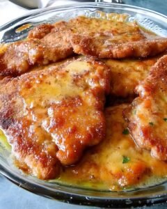 Read more about the article Das Fleisch Zergeht im Mund, Pfarrerschnitzel mit Knoblauch!