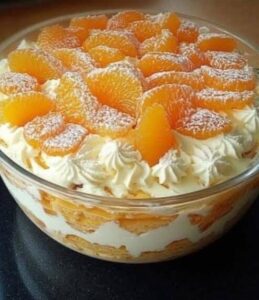 Read more about the article Das bereite ich 2x die Woche, Mandarinen Tiramisu in 5 Minuten zubereitet