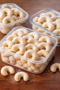 Read more about the article Schnelle Puddingkipferl innerhalb von 20 Minuten fertig!