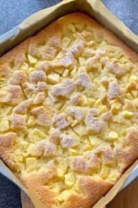 Read more about the article Apfelpfannkuchen aus dem Ofen in 5 Minuten